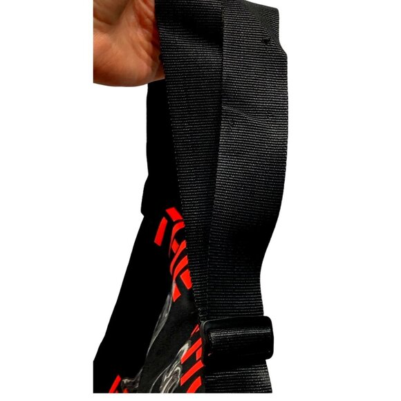 The Who Hits Back 2022 American Tour Messenger Bag Guitar Picks VIP Lanyard New - Picture 8 of 13